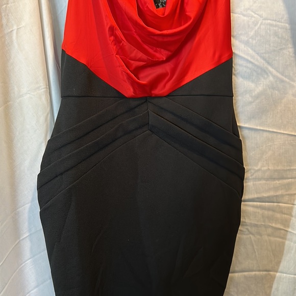 Gabrielle Union red and black cocktail dress - Picture 4 of 5
